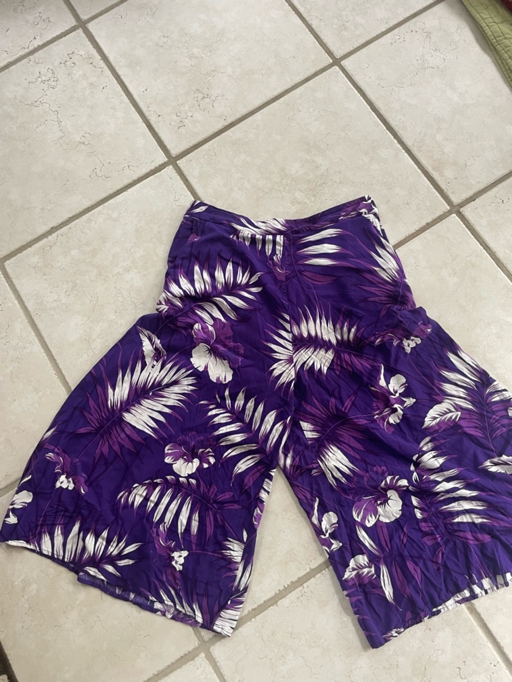 Women’s Purple Floral Beach Gauchos